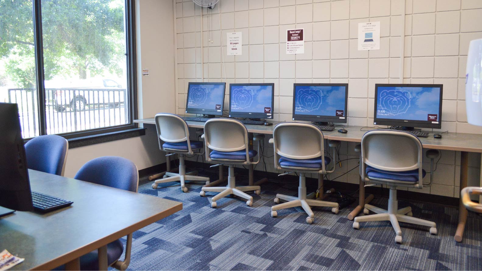 computers with seating