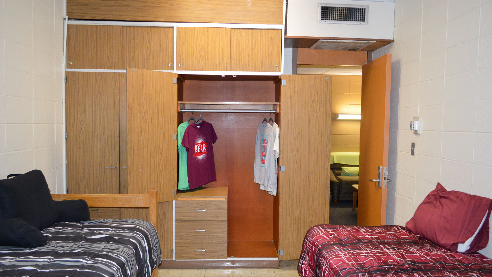Blair-Shannon bedroom built in closets