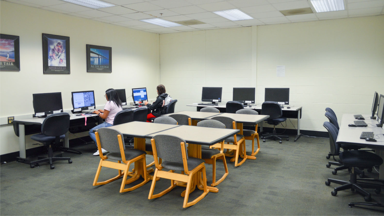 computer lab with seating