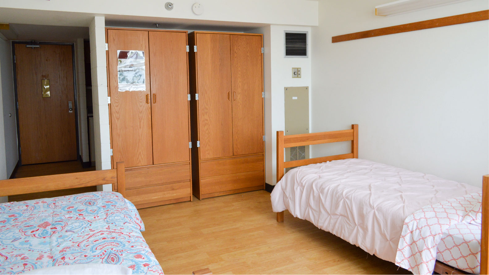 Hutchens Bedroom with 2 wardrobes